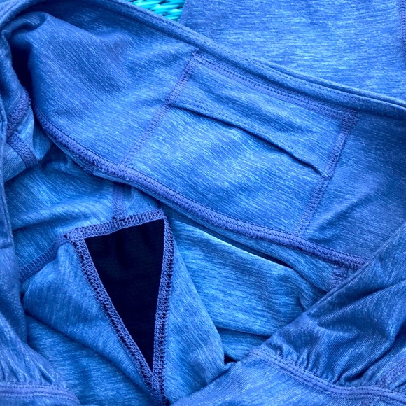 Athleta capris, size S, VGUC - Picture 3 of 4